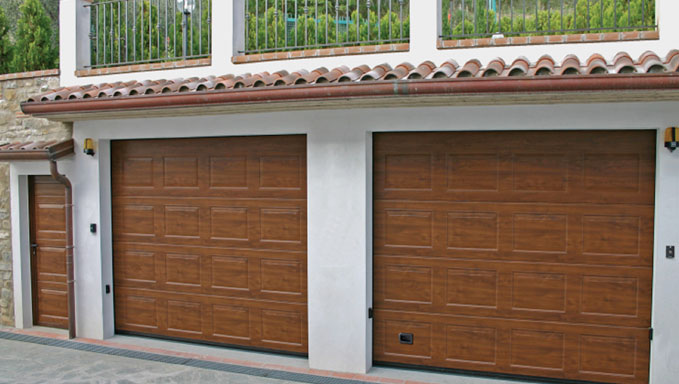 Ditta martelli firenze portoni sezionati Dimensioni porta garage